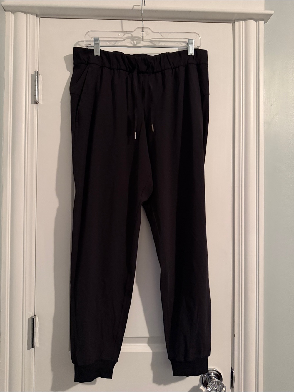 Lululemon Black Women’s Jogger Pants - Comfortable Everyday Wear-size 10